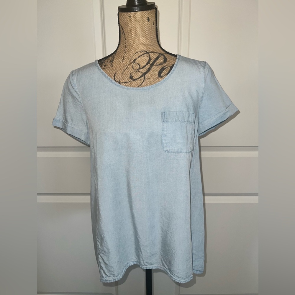 Short sleeve chambray! Super cute!
